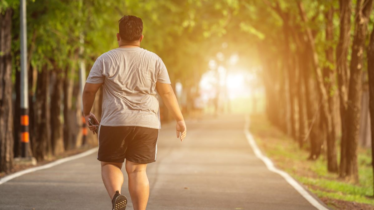 Perdere peso velocemente, è consigliato camminare o correre? Ecco