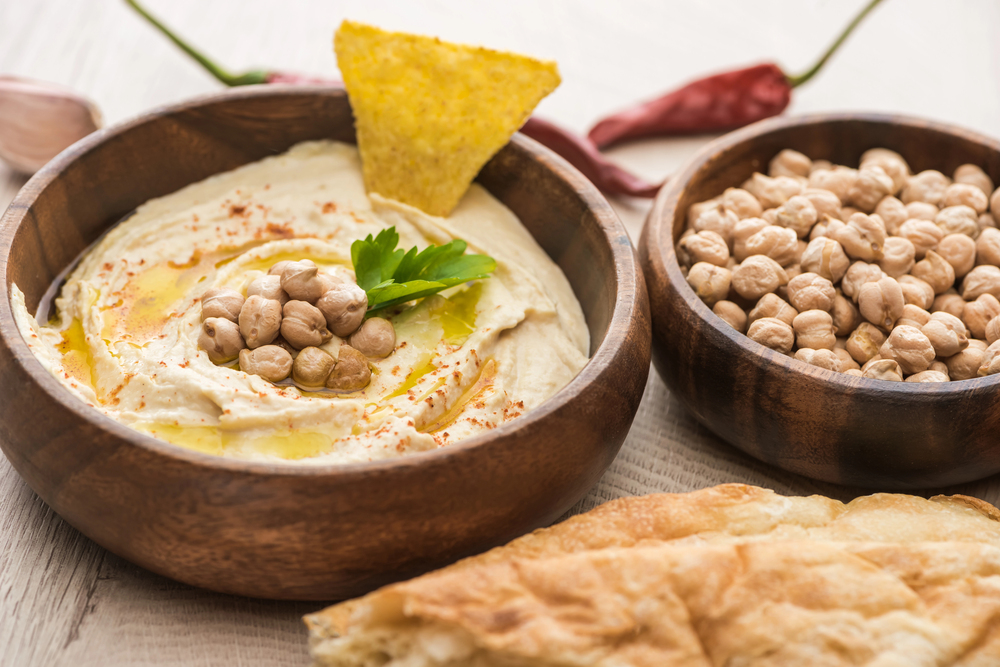 Hummus: il superfood della tavola moderna