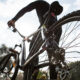 Ragazzo in bicicletta (© Depositphotos)